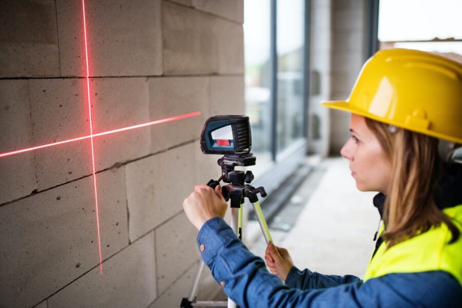 Laser Level that Shines Even in Daylight